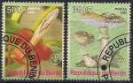 Бенин 2008 год. Цветы и грибы (1). 2 гашеные марки