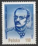 Польша 1979 год. Польский политик, генерал Франциск Юзьвик. 1 марка 