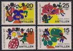 Антильские Нидерландские острова 1977 год. Детские игры. 4 марки