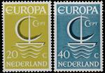 Нидерланды 1966 год. Стилизованная лодка с парусом. Эмблема "CEPT". 2 марки