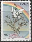 Италия 1995 год. Белый голубь с веткой оливы на дереве в воде. Радуга. 1 марка