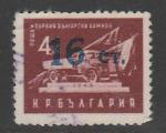 Болгария 1955 год. Почтовая марка с надпечаткой новой стоимости. 1 марка (гашёная)