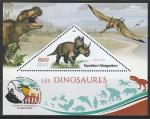 Мадагаскар 2019 год. Динозавры. Агухацератопс, блок.