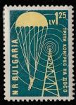 Болгария 1959 год. Парашютист и радиовышка, 1 марка (наклейка)