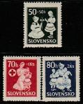 Словакия 1943 год. Помощь детям, 3 марки (наклейка)