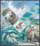 Соломоновы острова 2013 год. Австралийская фауна. Морские львы, блок.