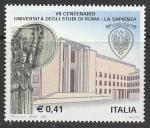 Италия 2003 год. 700 лет университету "Ла Сапиенца" в Риме, 1 марка.